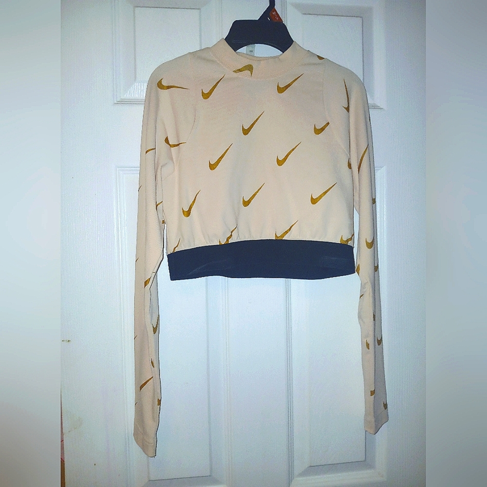 NIKE LS wmnsM crop peach
